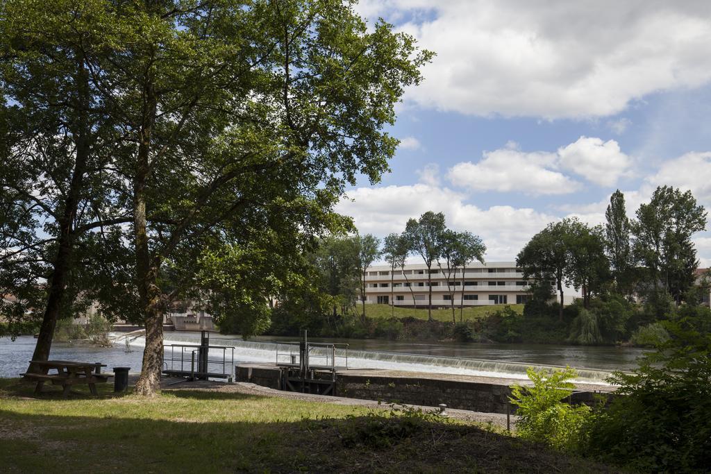Best Western Plus Hotel Divona Cahors Exterior photo
